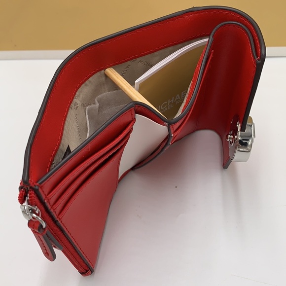 MICHAEL KORS
Carmen Medium Faux Leather Wallet BRIGHT
RED COLOR - Picture 3 of 12